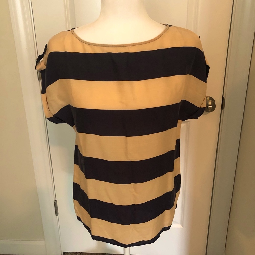 Talbots sleeveless Top Size 4